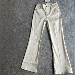 NWT FRAME Le Crop Mini Boot Bootcut Jeans Mid-Rise Off-White Size 24 Retail $268